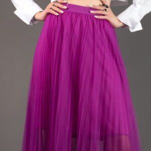 Kate Hewko A-Line Pleated Tulle Skirt in Fuchsia, OS